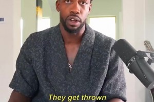 正面交火！貝弗利破防回應(yīng)特雷-楊：每個看到你的人都會被解雇！