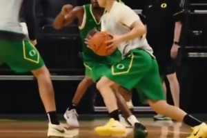傳統(tǒng)籃球強校！林葳在俄勒岡大學的合練！