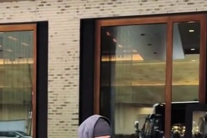 追夢(mèng)格林還原與鵜鶘主場(chǎng)球迷沖突：他反復(fù)嘲諷我！