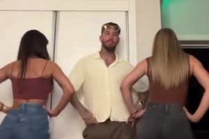 會玩??！水爺拉莫斯和兩位美女熱舞