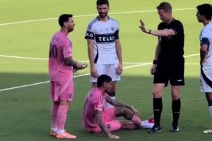 兩個老將了！實拍：決賽中梅西和穆勒的友好互動！