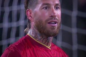 看一次笑一次!水爺曾吃到第二張黃牌后請(qǐng)VR檢查,主裁看完直接紅牌